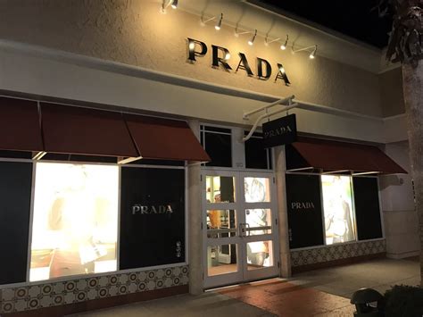 prada outlet near me location.